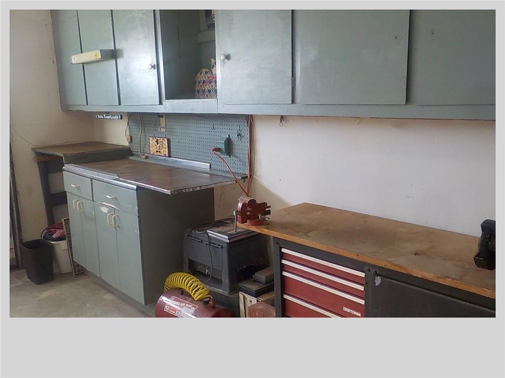 512 Hollywood Avenue Property Photo 19