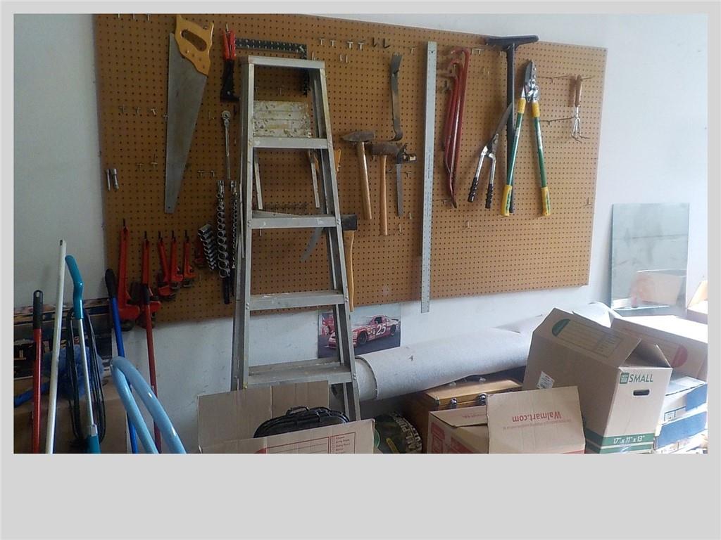 512 Hollywood Avenue Property Photo 20