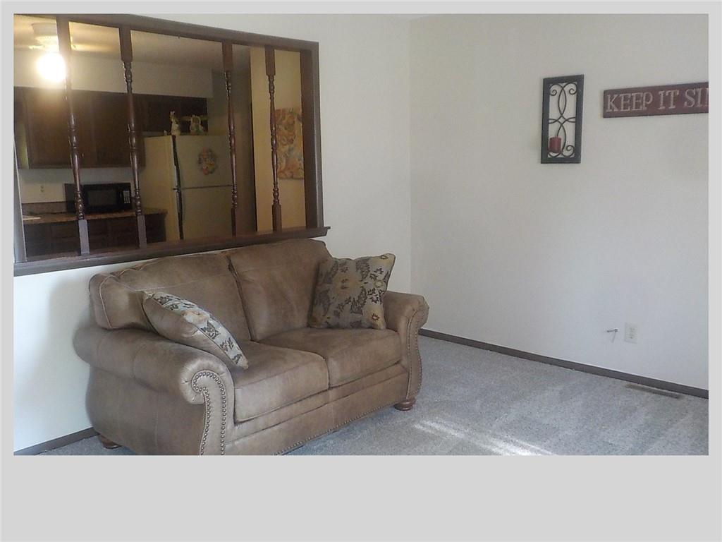 512 Hollywood Avenue Property Photo 22
