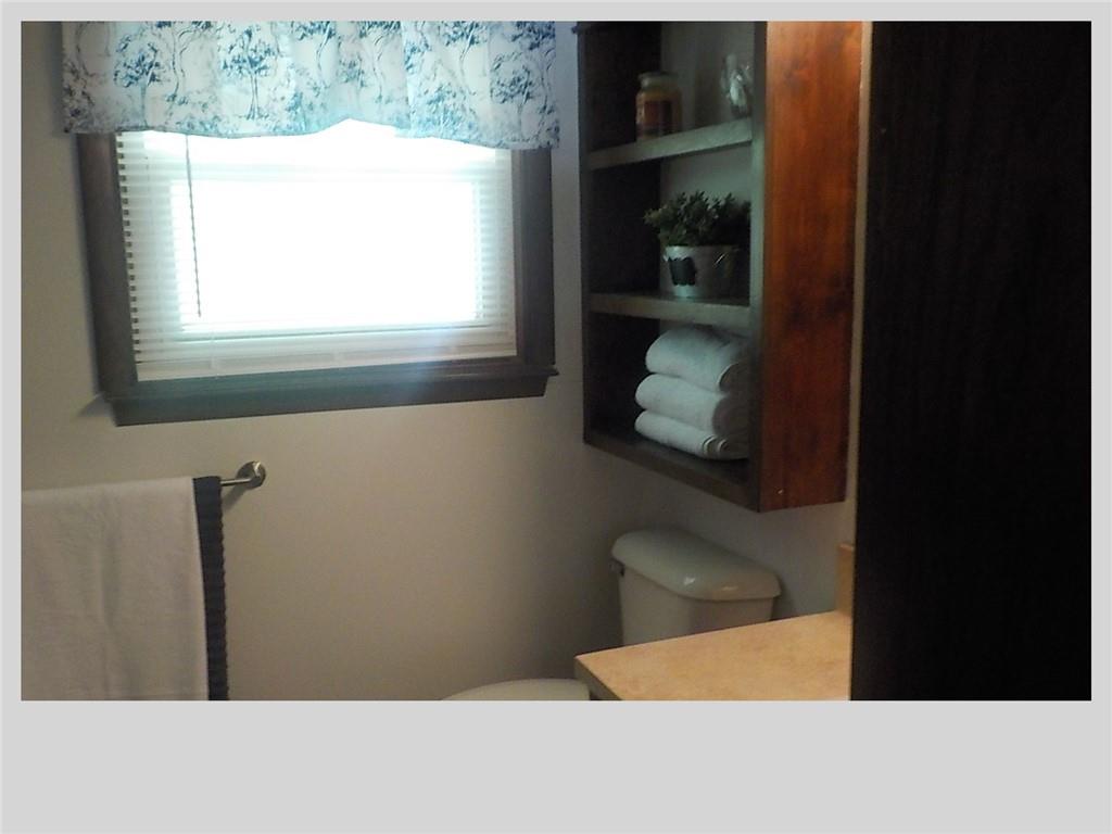 512 Hollywood Avenue Property Photo 37