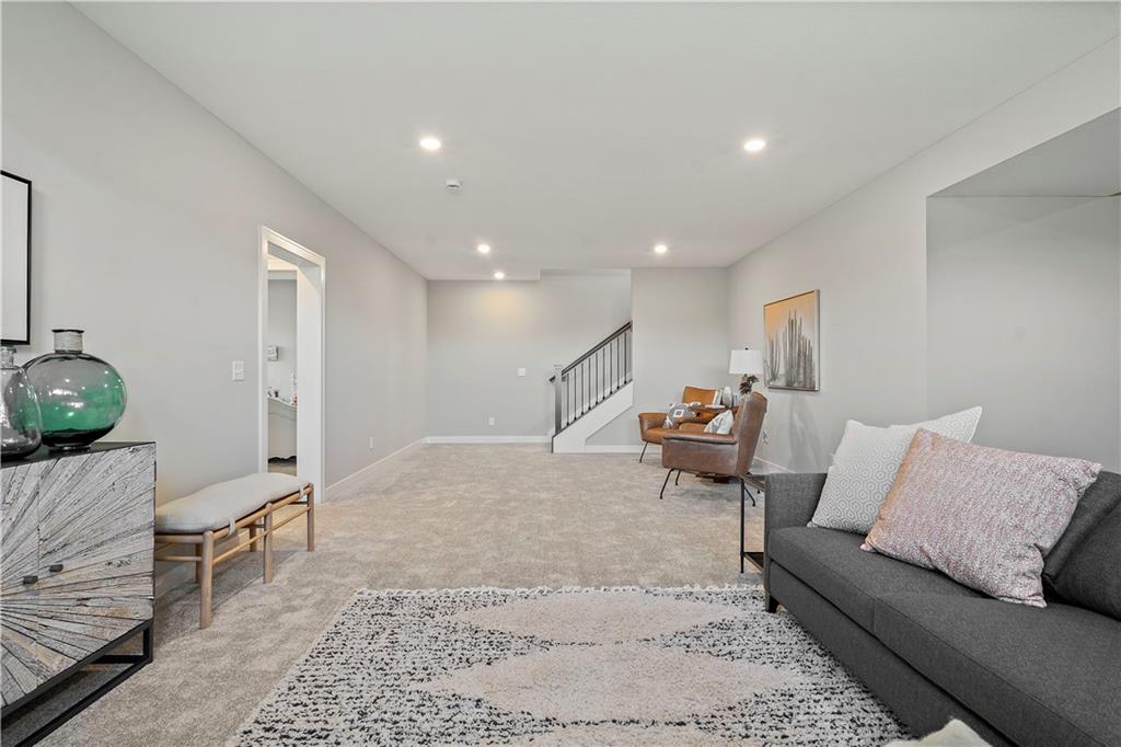 10632 N Belleview Avenue Property Photo 32