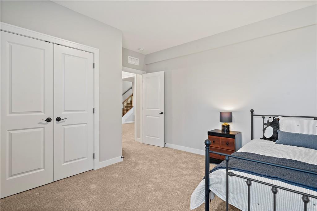 10632 N Belleview Avenue Property Photo 36