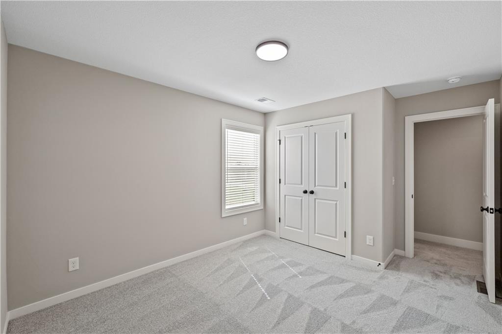 16993 W 164th Terrace Property Photo 16
