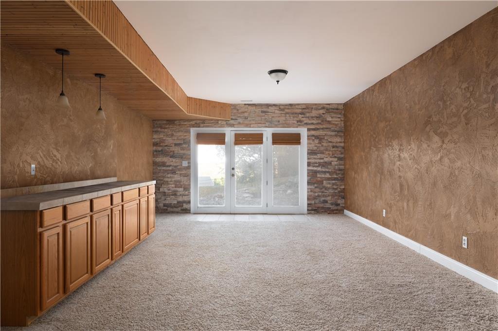 2253 Oak Road Property Photo 19