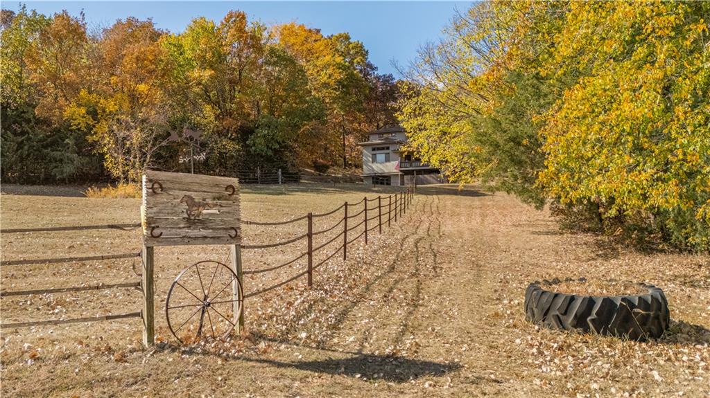 2253 Oak Road Property Photo 37