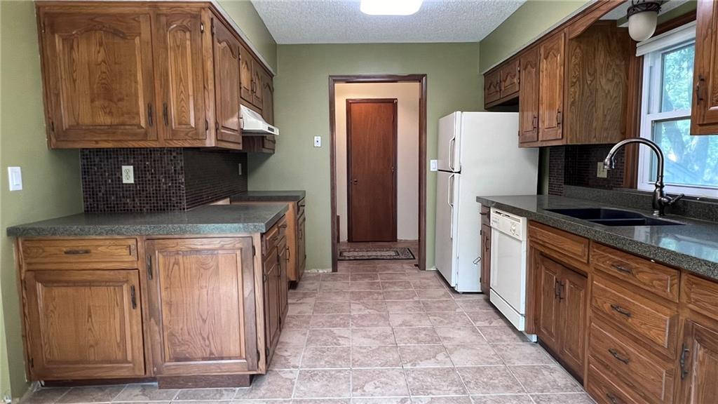 14204 S Cottonwood Drive Property Photo 7