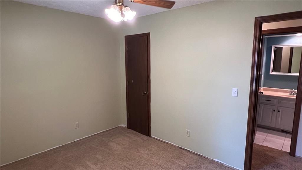 14204 S Cottonwood Drive Property Photo 20