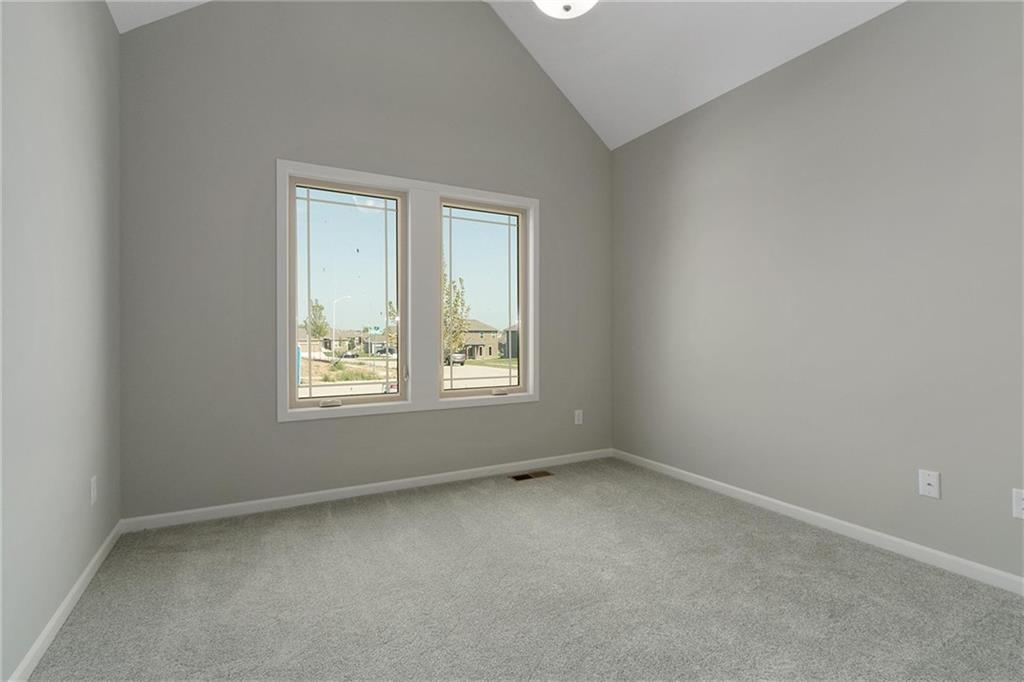 9030 N Monroe Avenue Property Photo 9