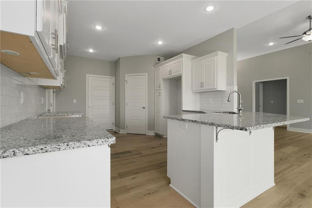 9030 N Monroe Avenue Property Photo 19