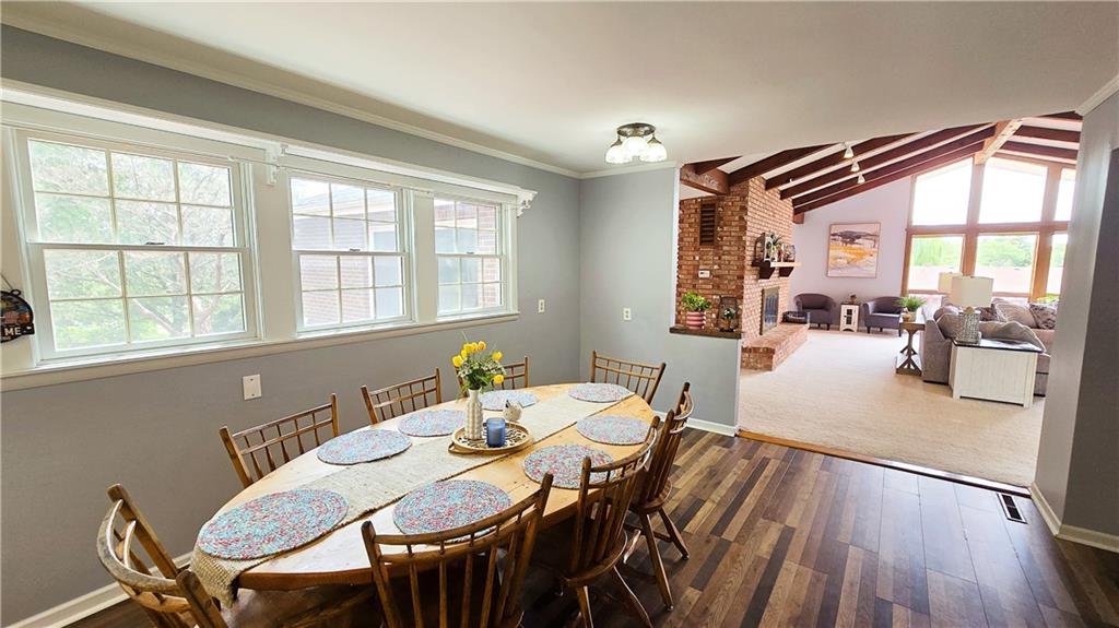 225 W 15th Street Property Photo 23