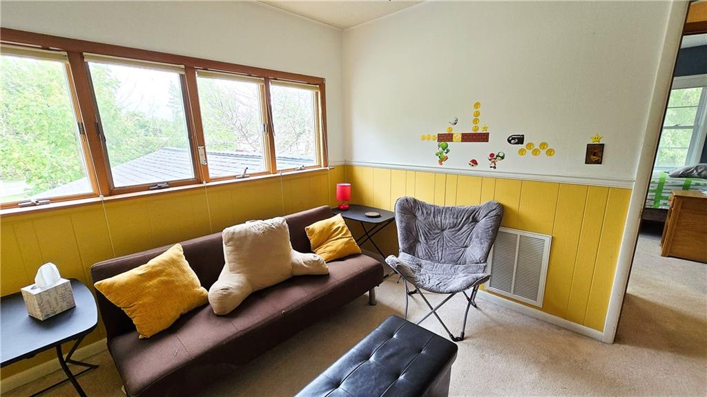 225 W 15th Street Property Photo 39