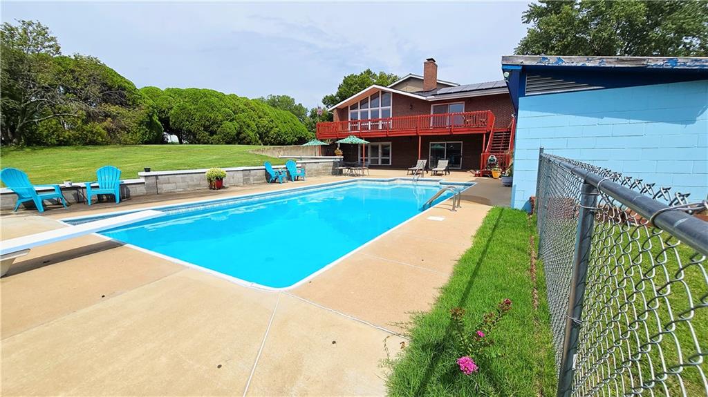 225 W 15th Street Property Photo 63