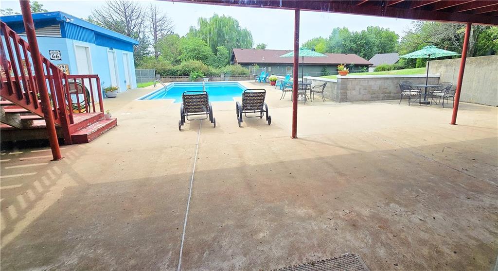 225 W 15th Street Property Photo 66