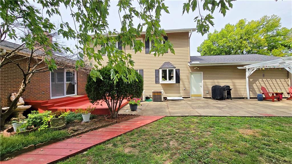 225 W 15th Street Property Photo 73