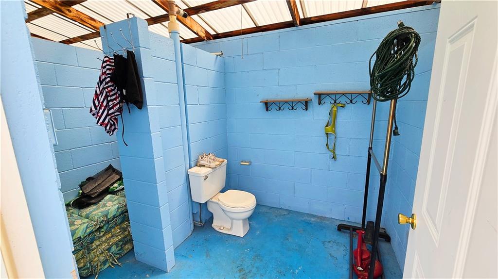 225 W 15th Street Property Photo 78