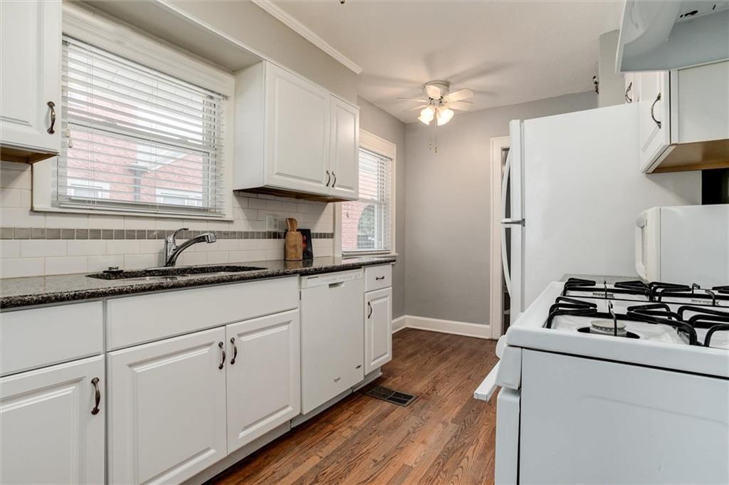 6428 Oak Street Property Photo 10