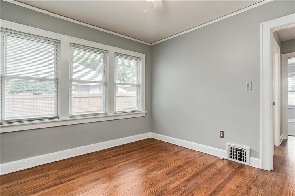 6428 Oak Street Property Photo 15