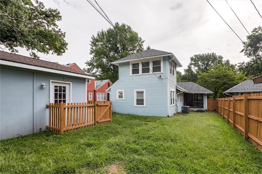 6428 Oak Street Property Photo 21