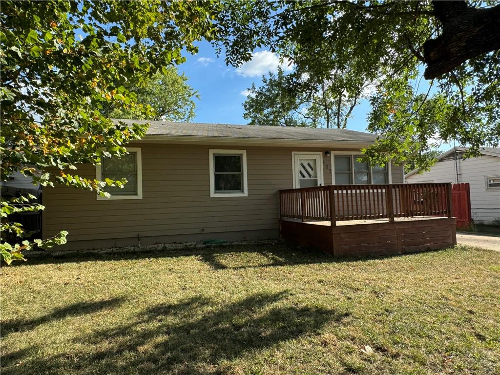 407 Central N/a Property Photo 3