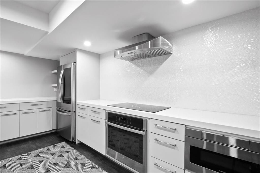 1039 Westover Road Property Photo 34