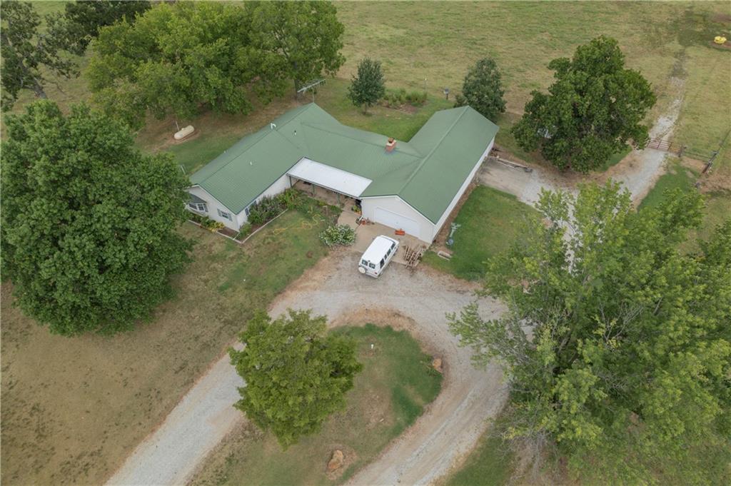 376 Nw 90th Road Property Photo 3
