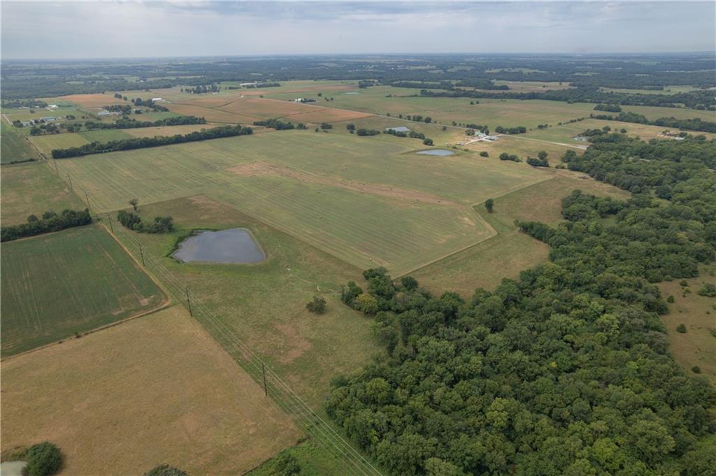 619 N Highway V Highway Property Photo 33