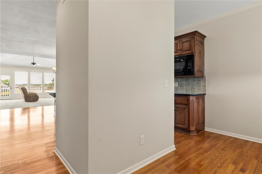2012 Greenfield N/a Property Photo 6
