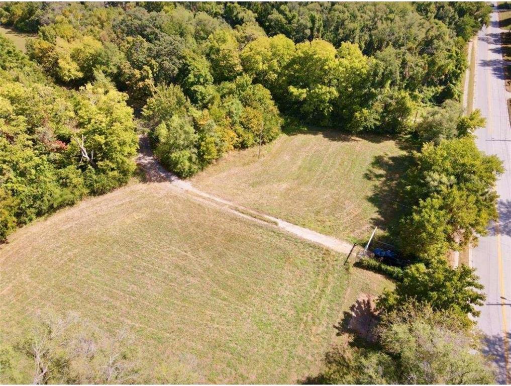 7614 Riverview Avenue Property Photo 4