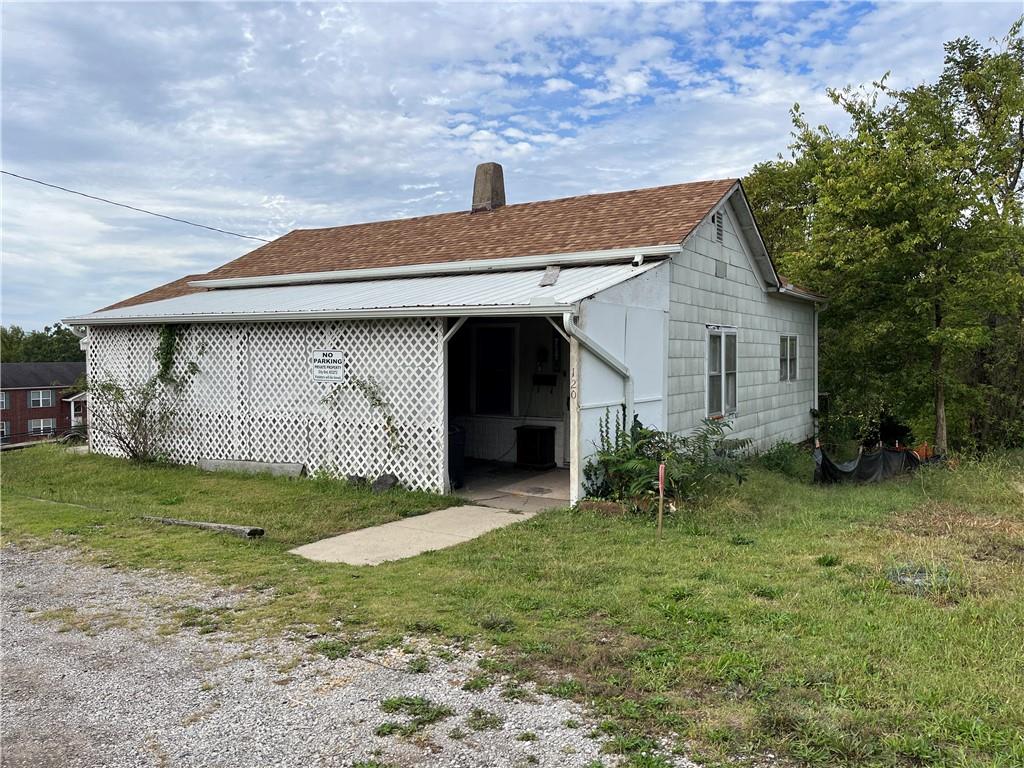 120 N Main Street Property Photo 1