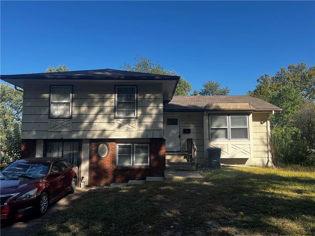 8901 Blue Ridge Boulevard Property Photo 1