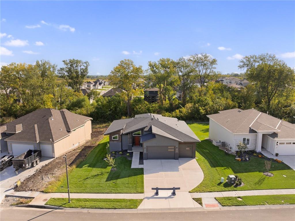 8973 Shady Bend Road Property Photo 2