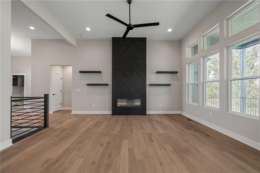 8973 Shady Bend Road Property Photo 9