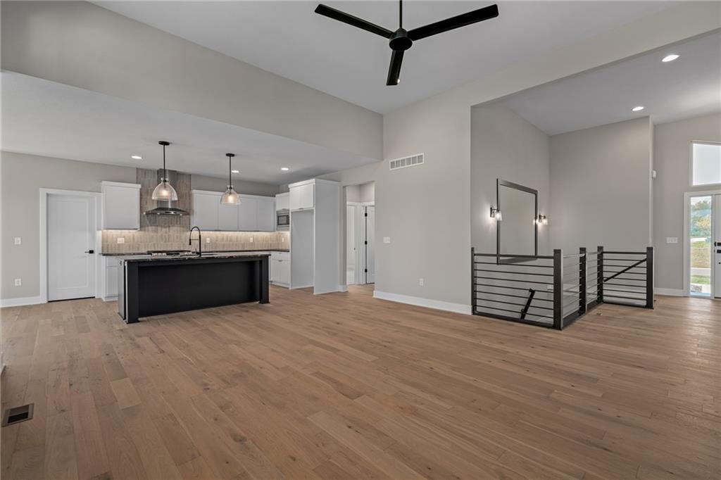 8973 Shady Bend Road Property Photo 11