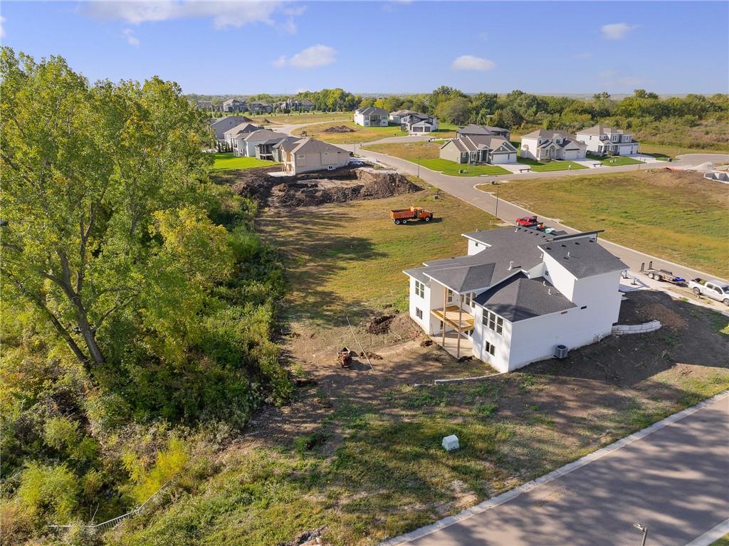 8901 Shady Bend Road Property Photo 4