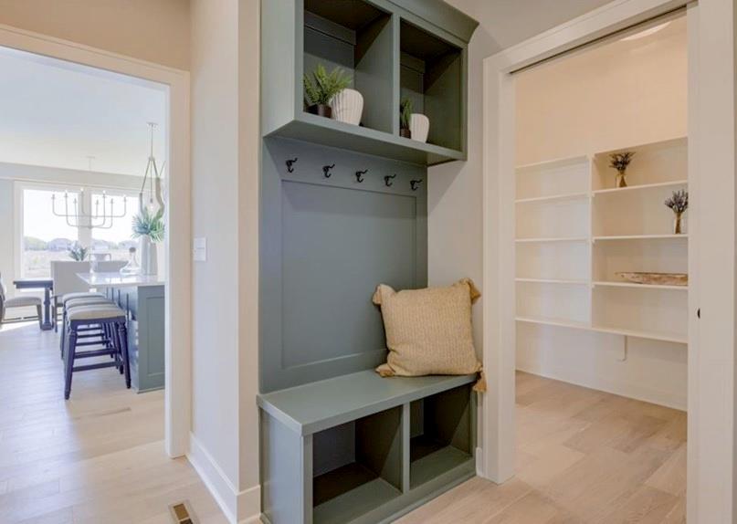 9300 Zarda Drive Property Photo 13