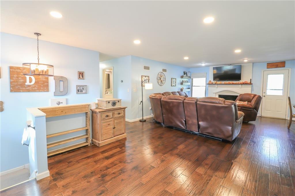 703 Ozark Short Line N/a Property Photo 2