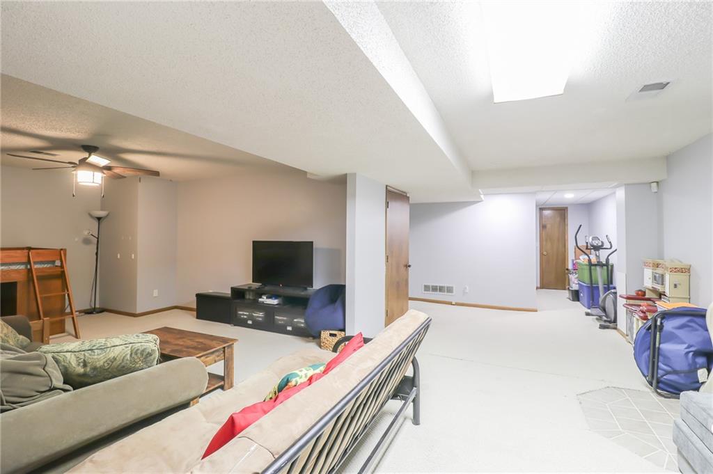 703 Ozark Short Line N/a Property Photo 29