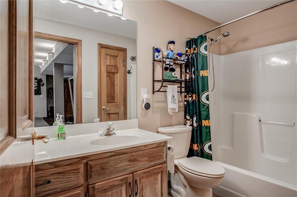 15609 Short Lane Property Photo 36