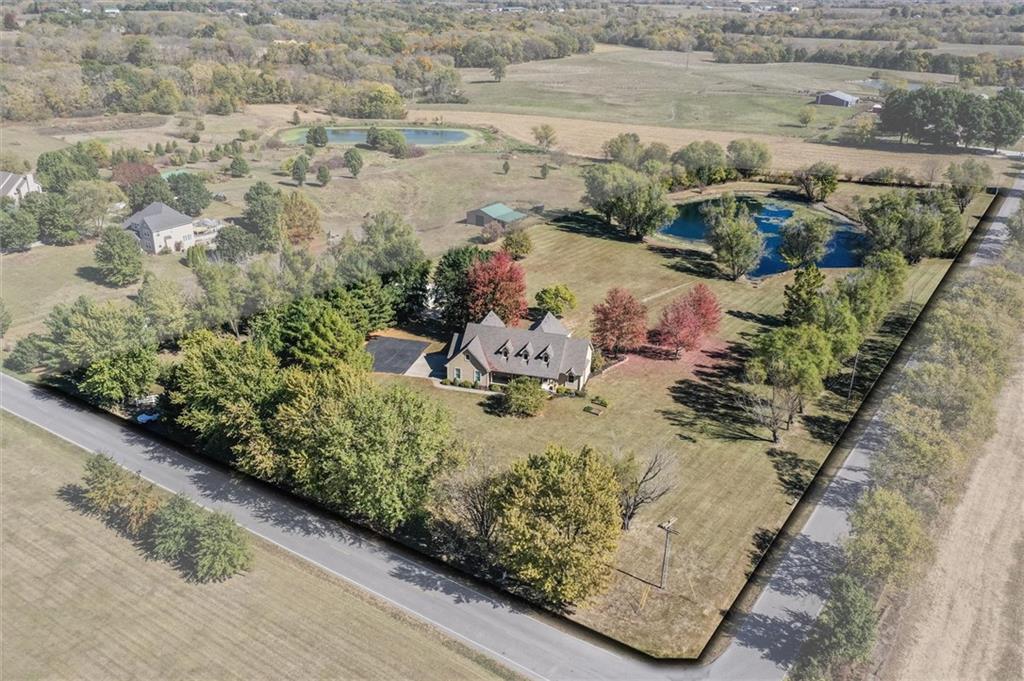 15609 Short Lane Property Photo 39