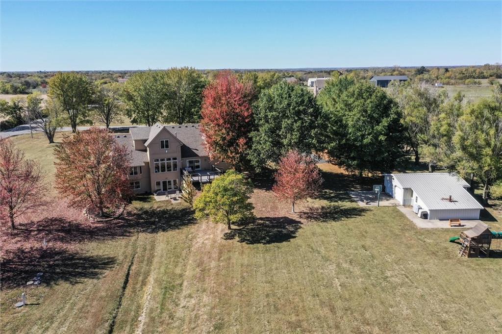 15609 Short Lane Property Photo 44