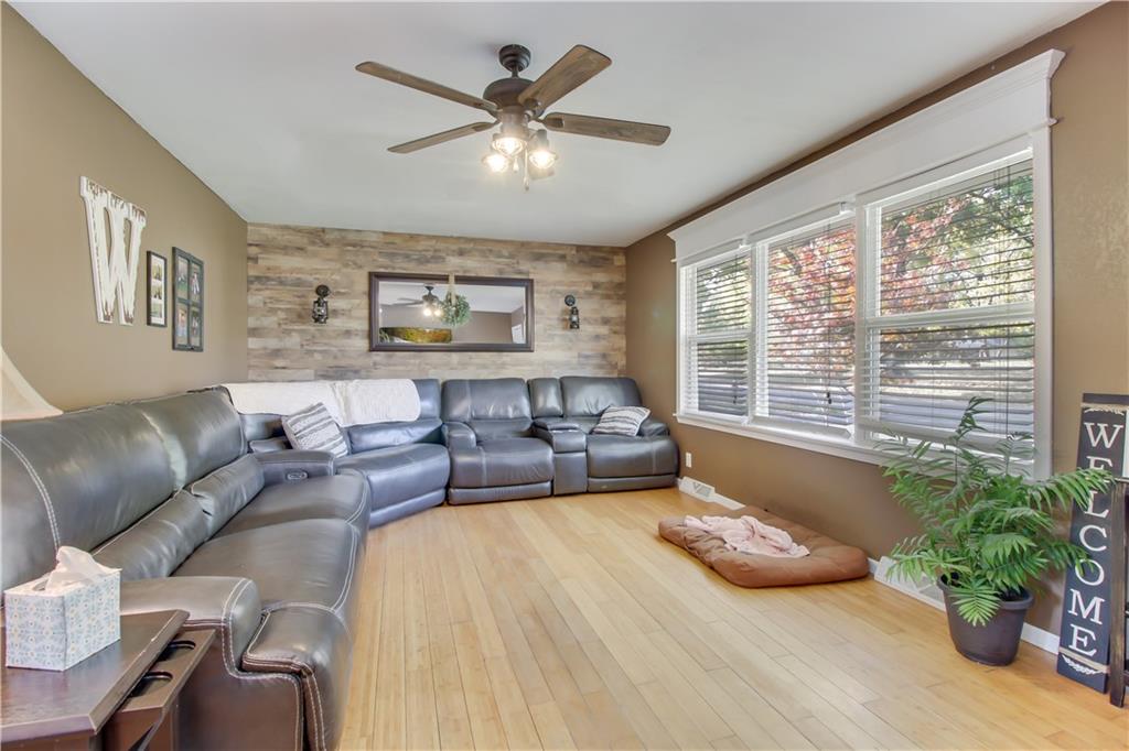 2001 N Lexington Street Property Photo 4