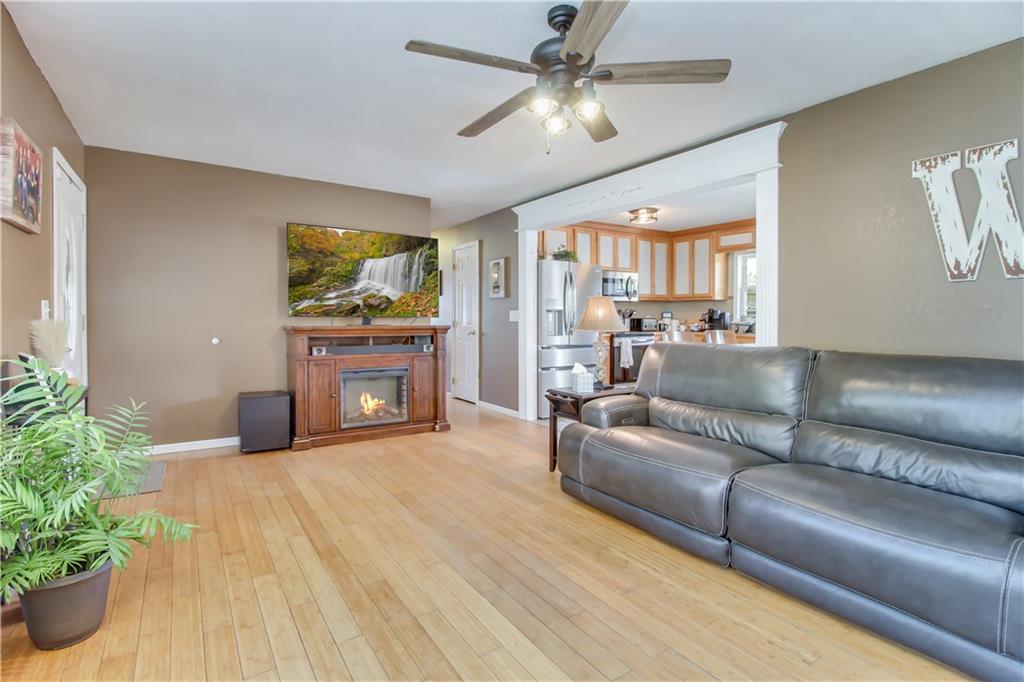 2001 N Lexington Street Property Photo 5