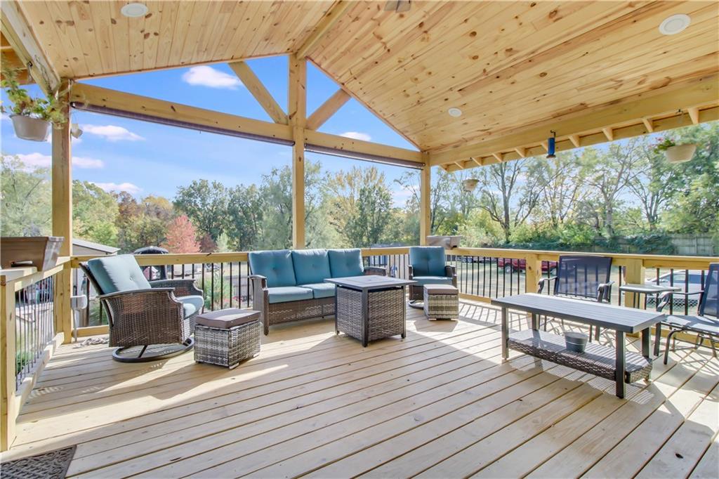 2001 N Lexington Street Property Photo 22