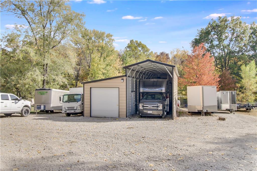 2001 N Lexington Street Property Photo 28