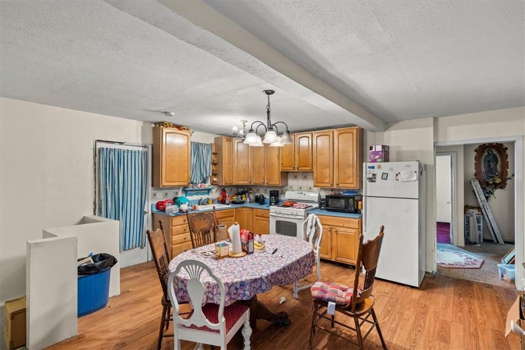 1803 S 98th Street Property Photo 6