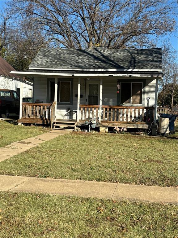 1000 W Locust Street Property Photo