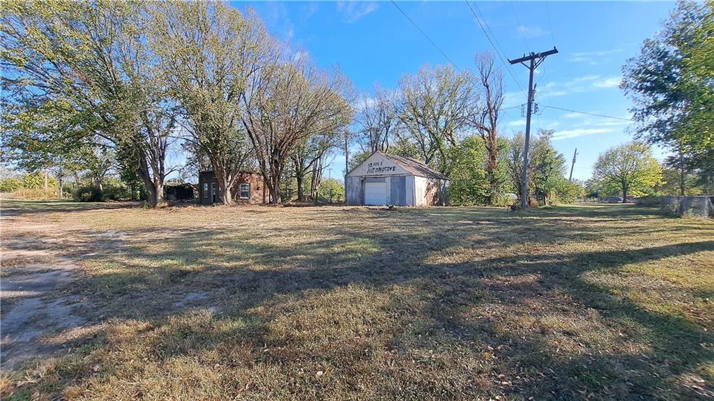 207 E 4th N/a Property Photo 2