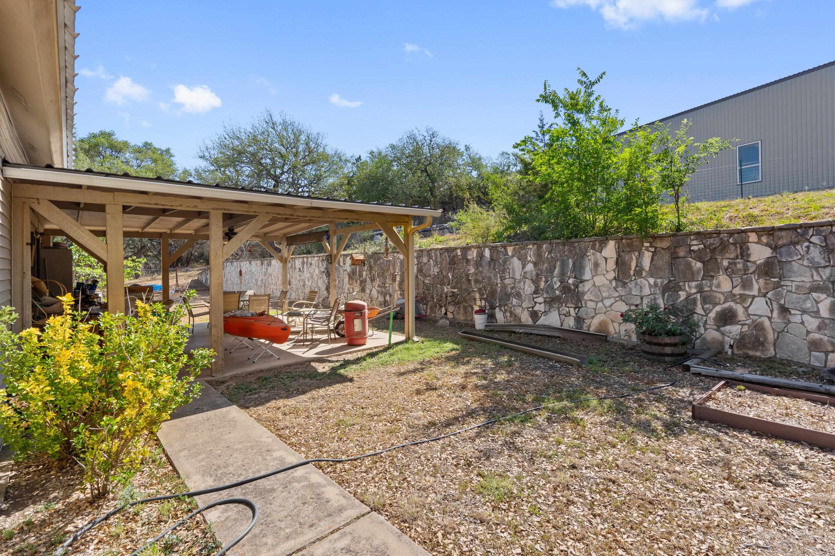 1218 County Road 132b Property Photo 8