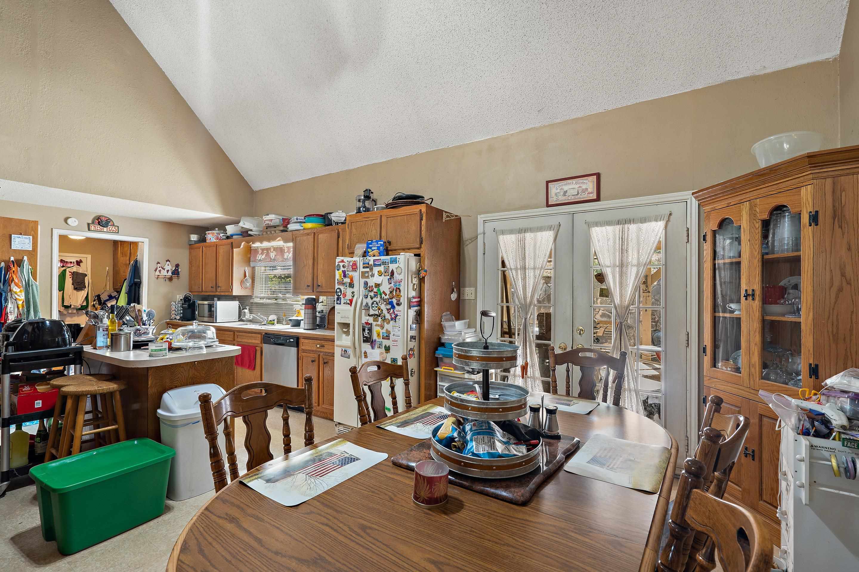 1218 County Road 132b Property Photo 11
