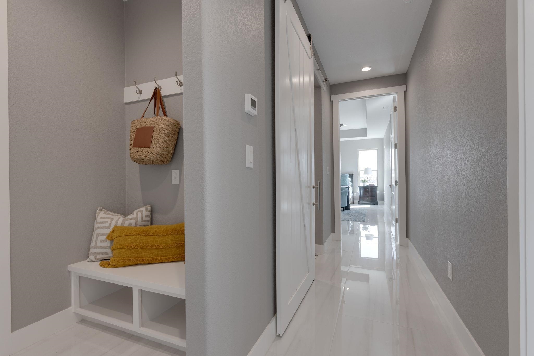 117 Sandia Loop Property Photo 17